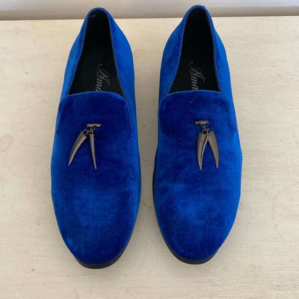 Barely Worn, Men’s suede loafers